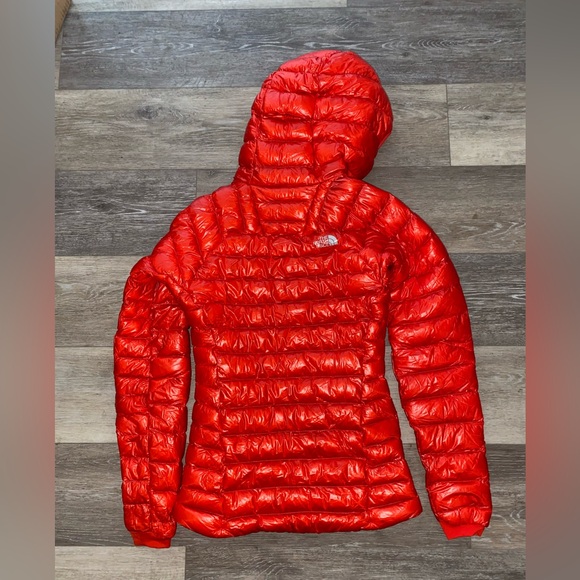 The North Face Women's Summit Series L3 Down Jacket (Hooded) - Picture 2 of 3